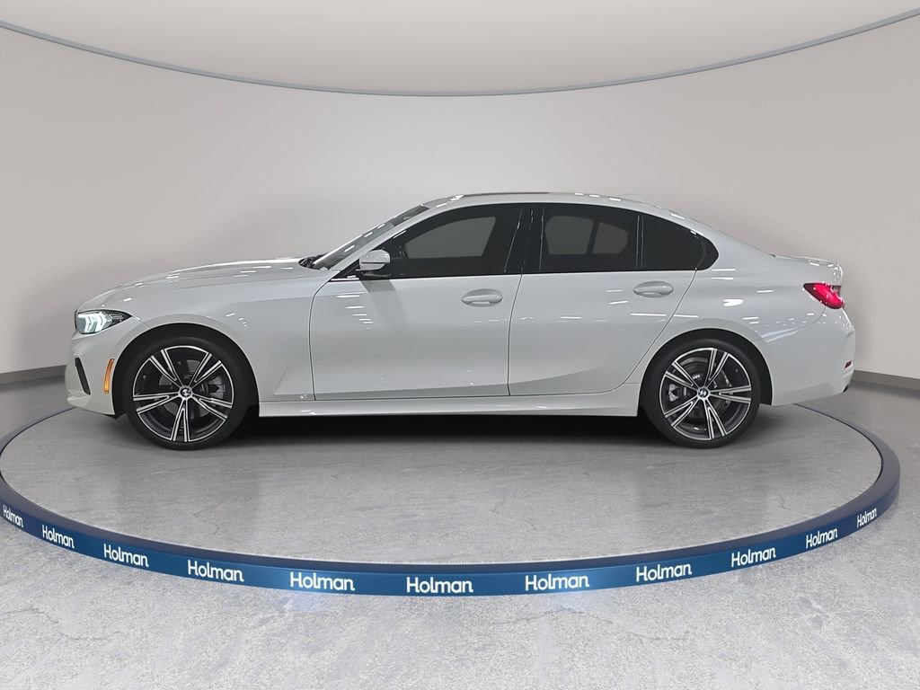 Used 2023 BMW 330i xDrive Sedan w/ Premium Package image 8