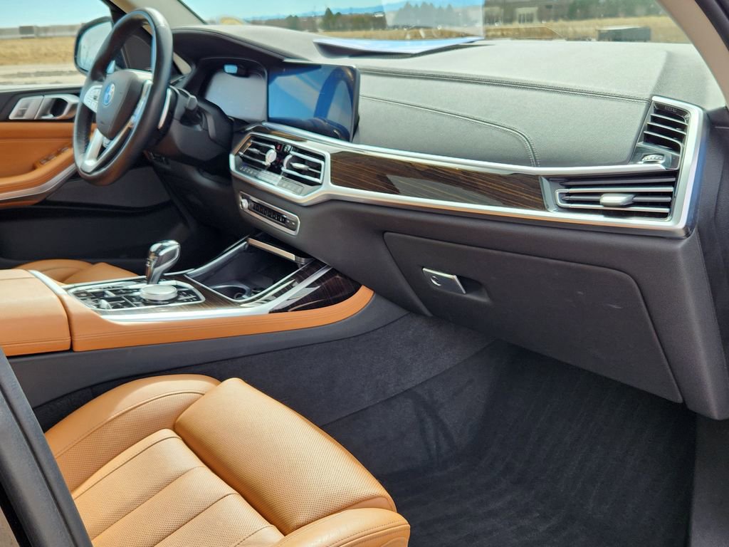 Used 2019 BMW X7 xDrive40i w/ Premium Package image 16