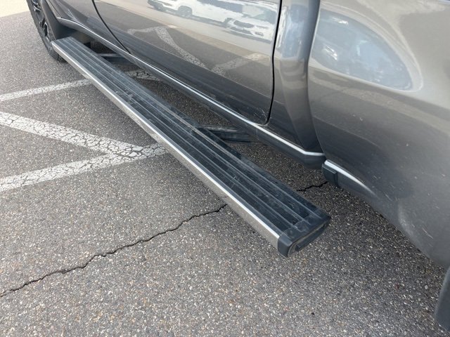 Used 2021 Chevrolet Silverado 1500 High Country image 13