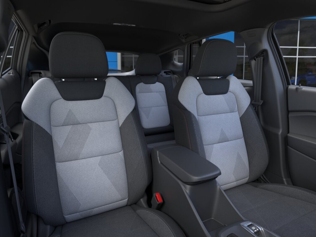 New 2026 Chevrolet Trax RS w/ Sunroof Package FWD image 17
