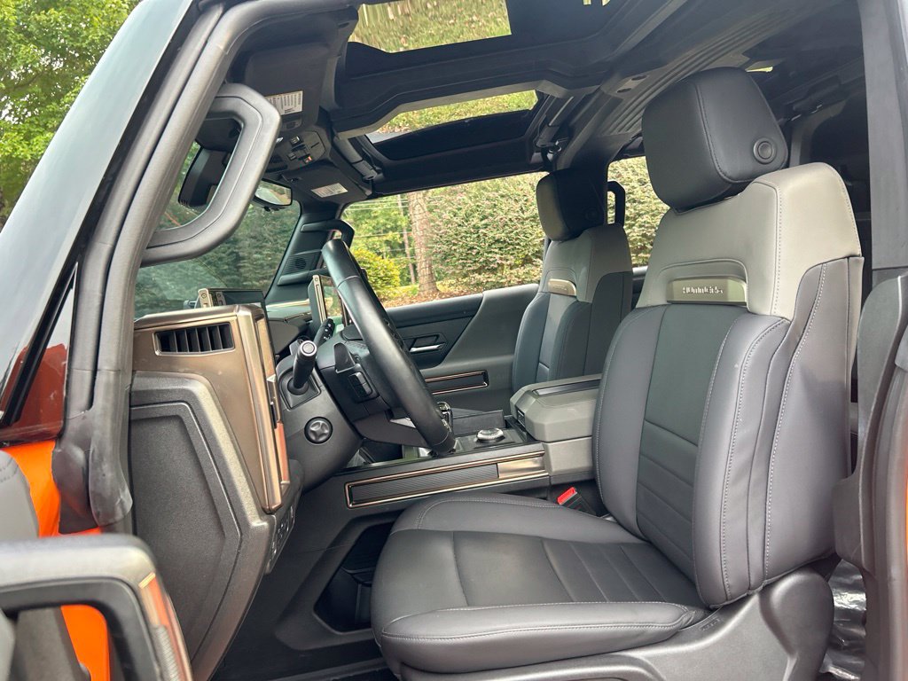 Used 2024 GMC Hummer EV 2X w/ LPO, Illumination Package AWD/4WD image 46