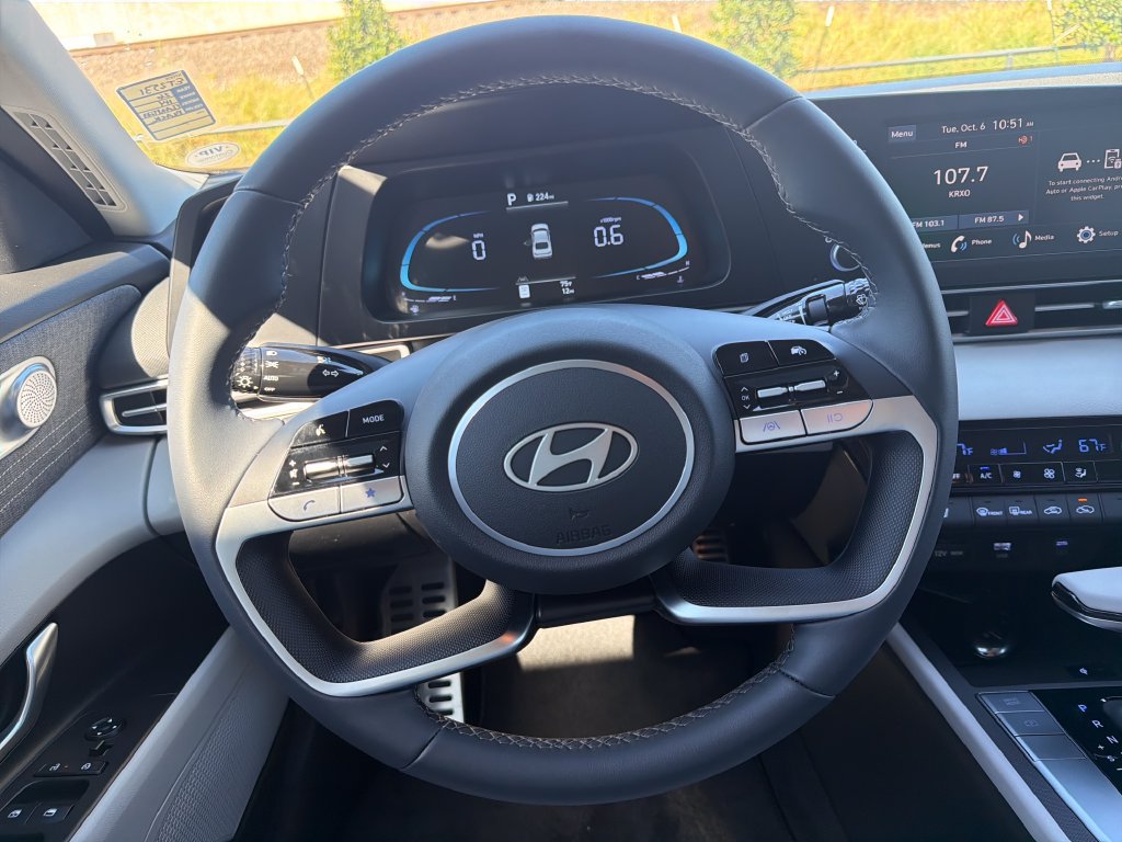 New 2026 Hyundai Elantra SEL Sport FWD image 24