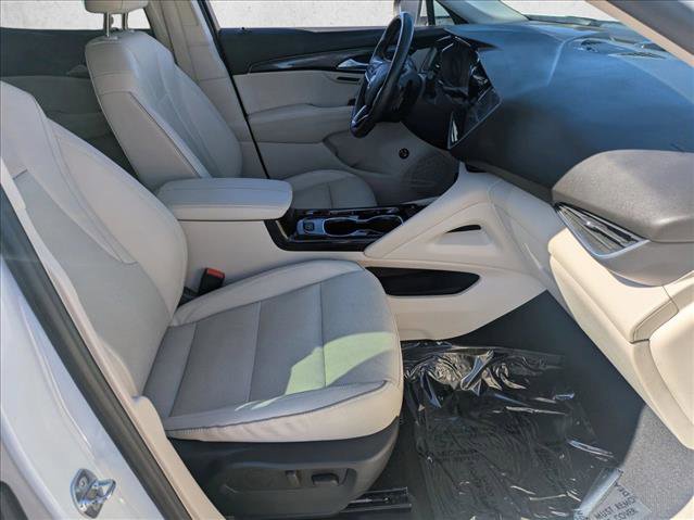 Used 2023 Buick Envision Essence image 19