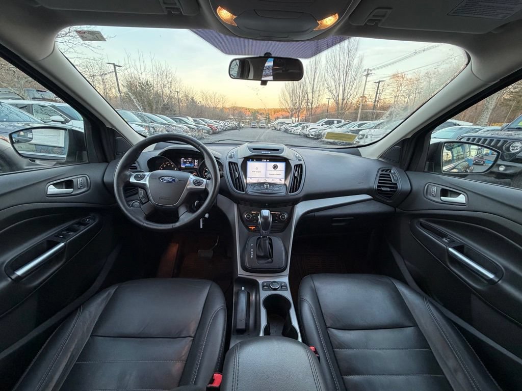 Used 2016 Ford Escape SE w/ SE Leather Comfort Package FWD image 20