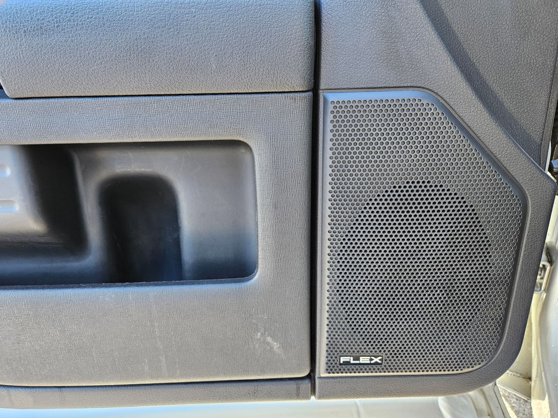 Used 2012 Ford Flex SE FWD image 13