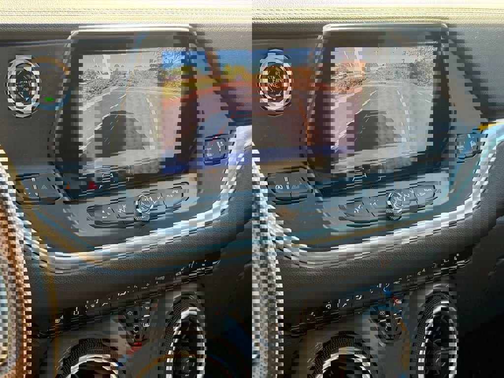 Used 2021 Chevrolet Blazer LT image 30