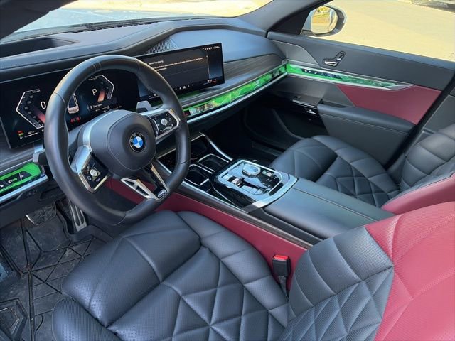 Used 2024 BMW 740i w/ Premium Package image 10