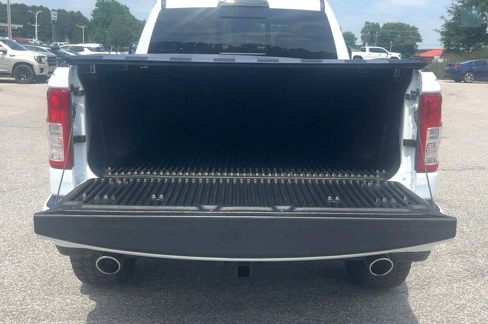 Used 2022 RAM 1500 Big Horn AWD/4WD image 13