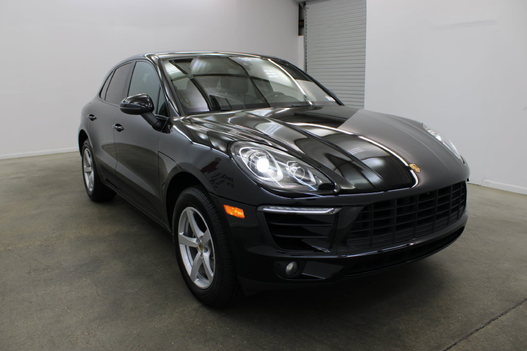 Used 2018 Porsche Macan AWD/4WD image 9