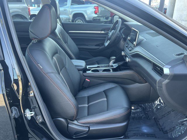 Used 2025 Nissan Altima 2.5 SR image 27