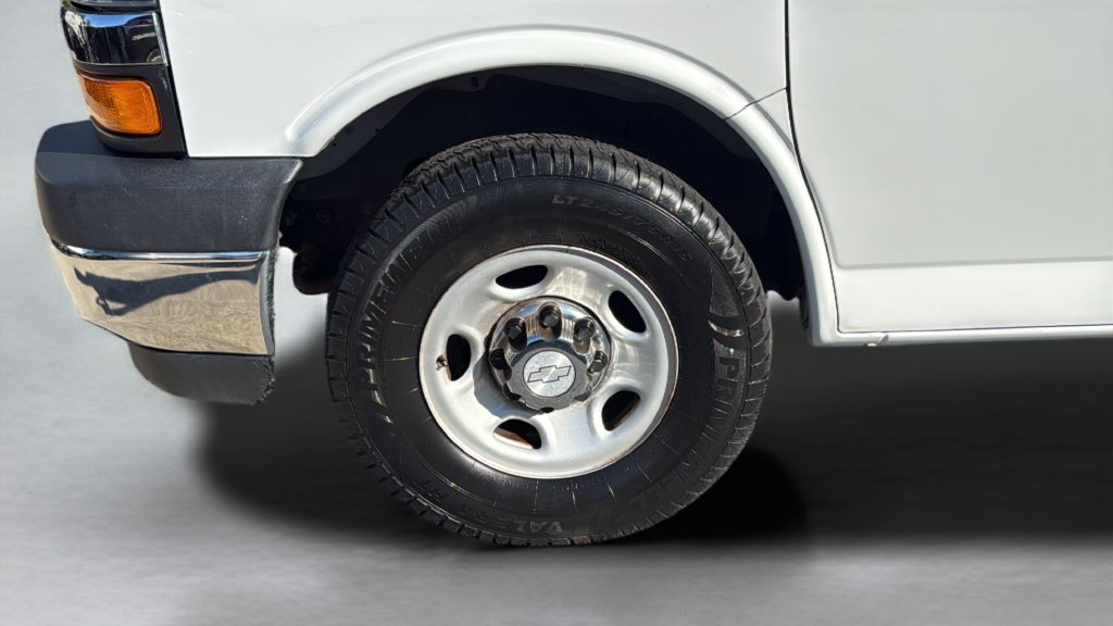 Used 2019 Chevrolet Express 3500 LT w/ LT Preferred Equipment Group RWD image 15