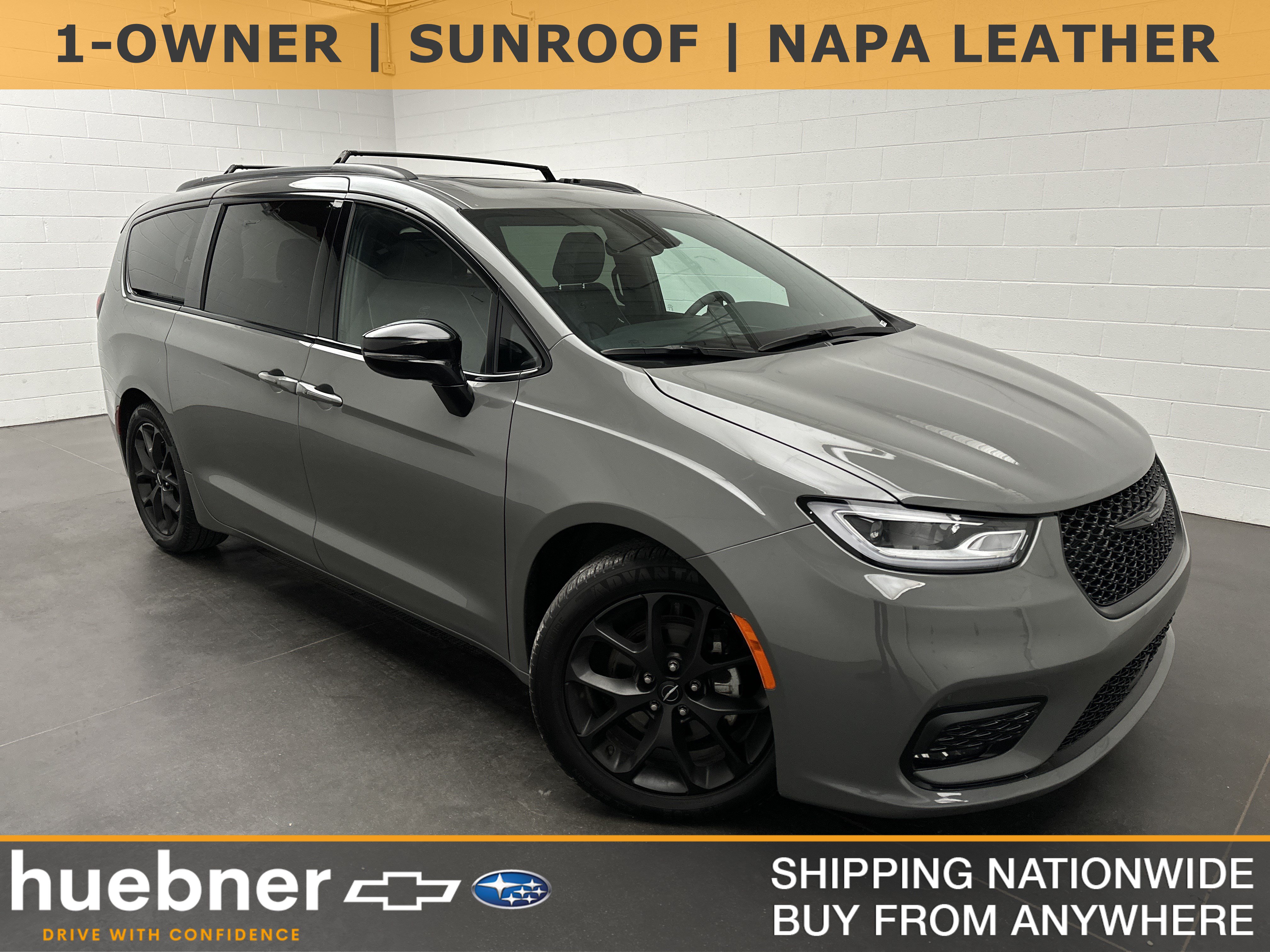 Used 2025 Chrysler Pacifica Limited FWD image 1