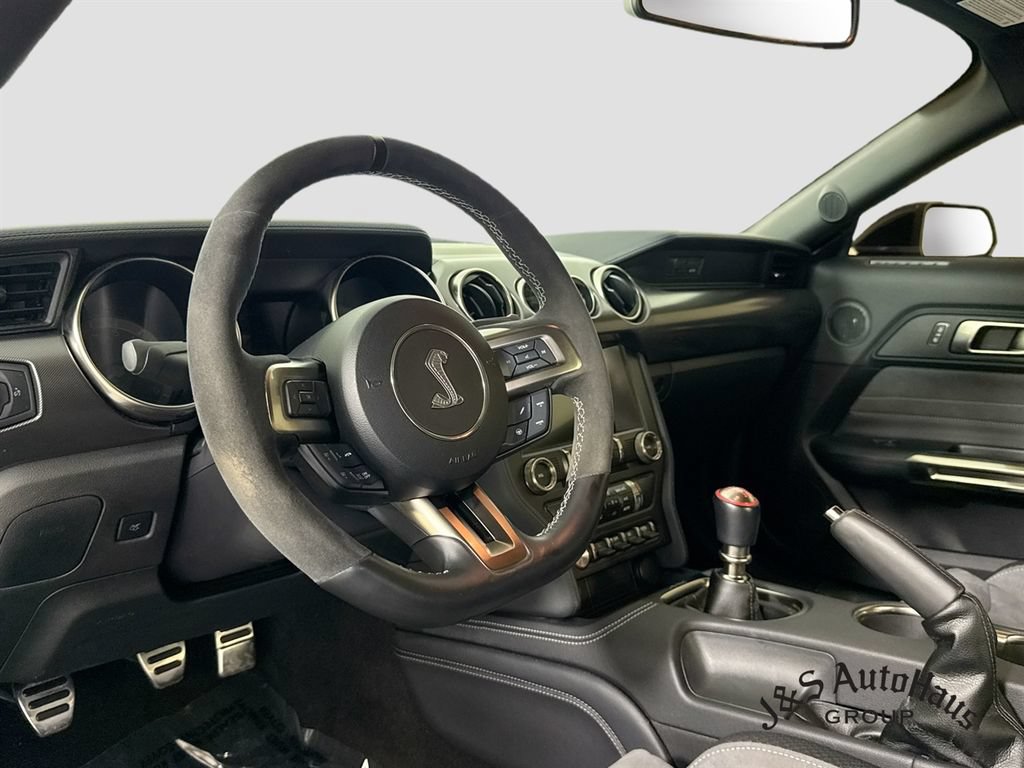 Used 2019 Ford Mustang Shelby GT350 w/ Technology Package RWD image 9