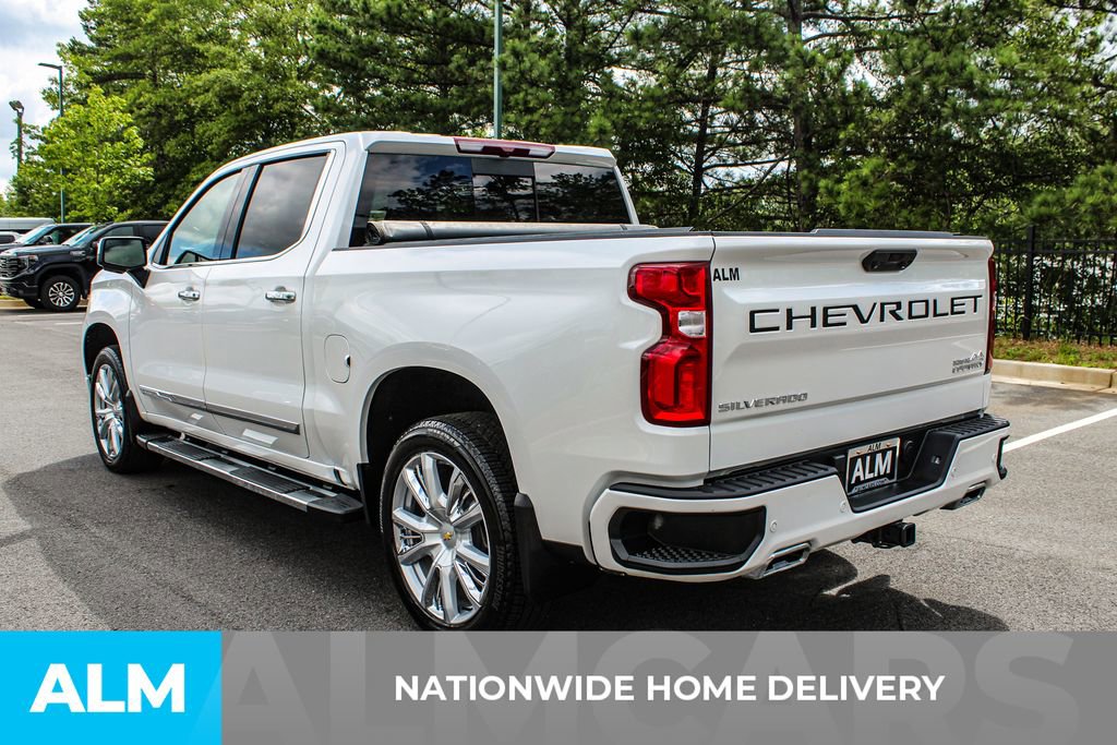 Used 2025 Chevrolet Silverado 1500 High Country image 5