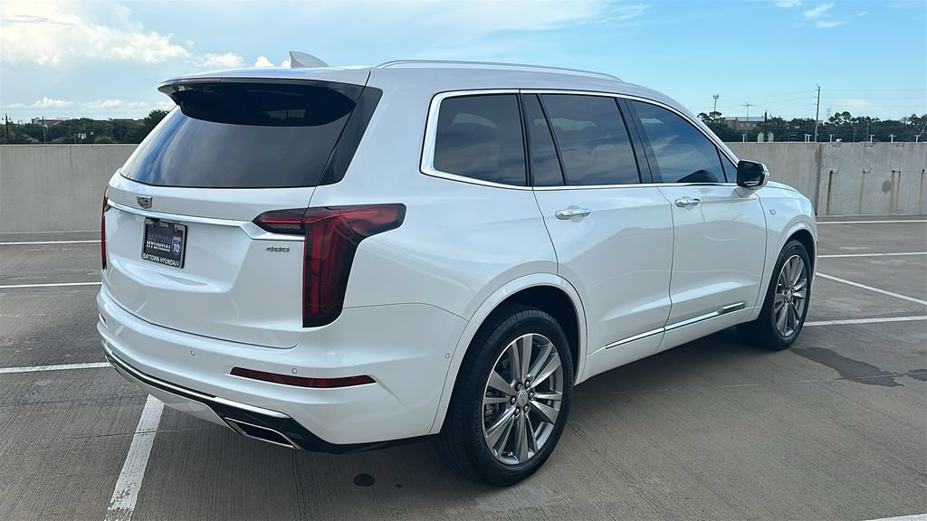 Used 2024 Cadillac XT6 Premium Luxury w/ Technology Package FWD image 13