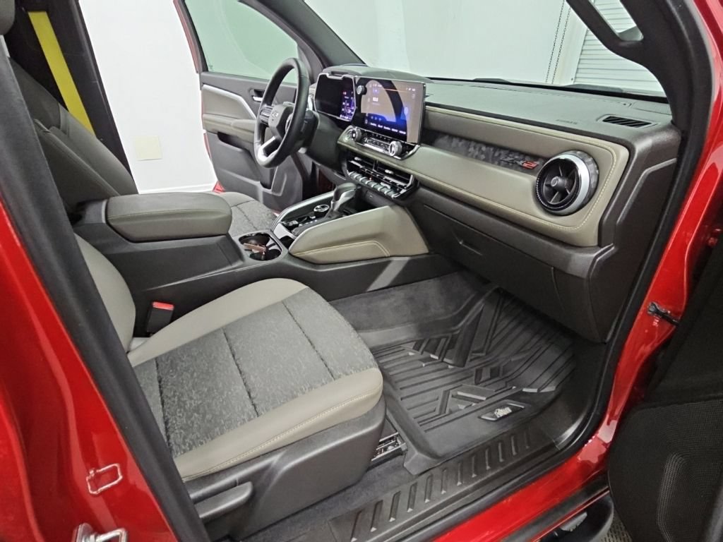Used 2024 Chevrolet Colorado ZR2 w/ ZR2 Bison Edition AWD/4WD image 41
