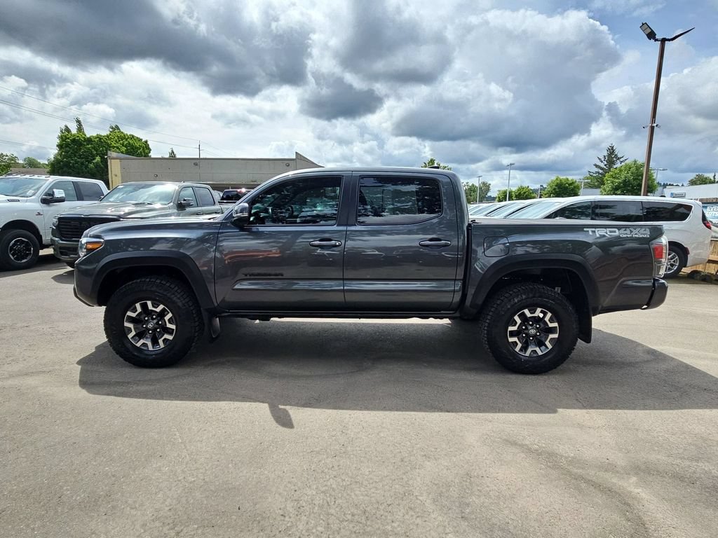 Used 2021 Toyota Tacoma TRD Off-Road w/ Technology Package AWD/4WD image 4