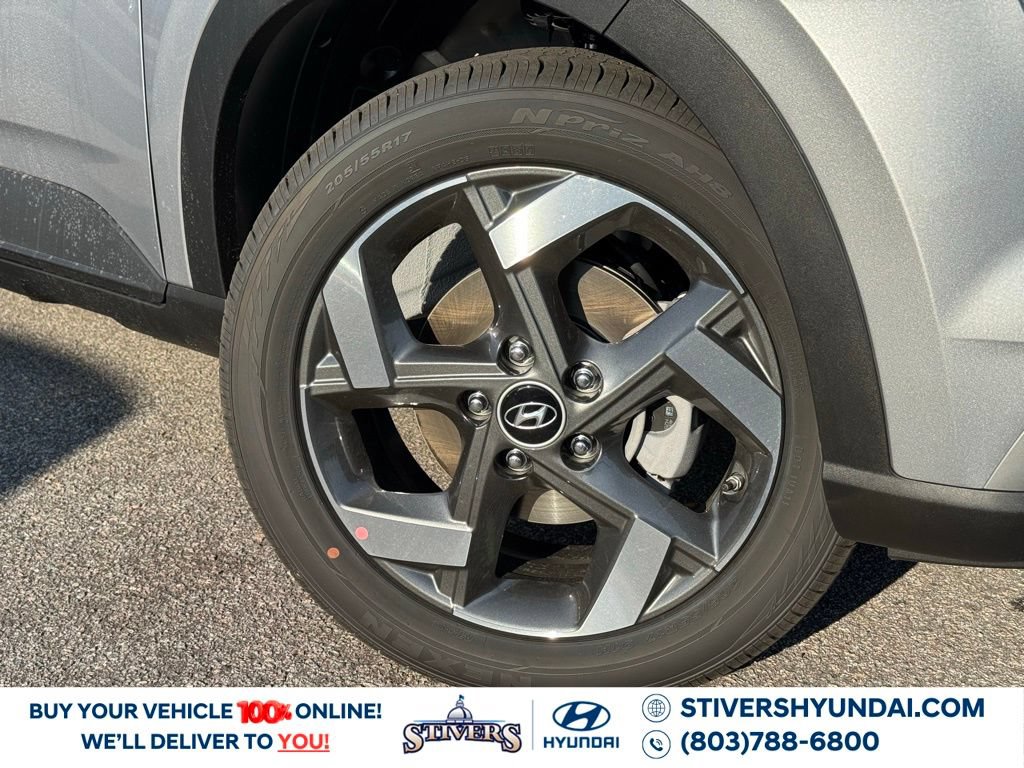 Certified 2026 Hyundai Venue SEL FWD image 6