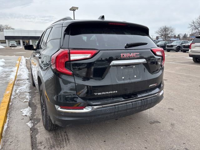 Used 2023 GMC Terrain AT4 image 10