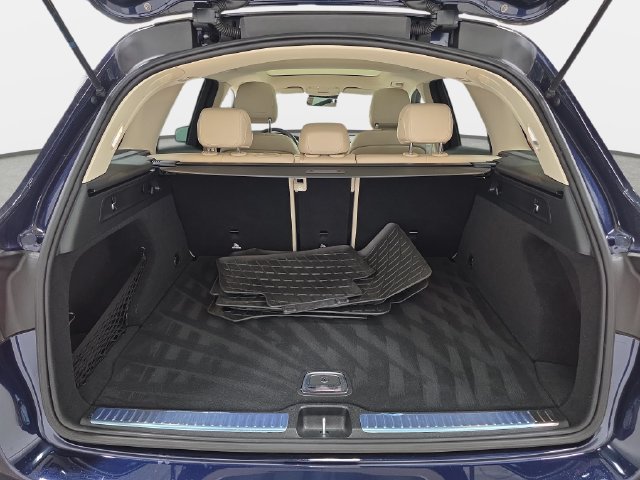 Used 2022 Mercedes-Benz GLC 300 4MATIC image 32