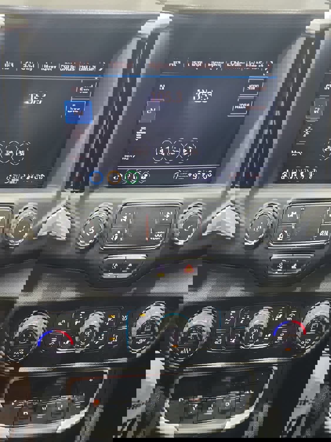 Used 2022 GMC Terrain SLT w/ Tech Package image 20