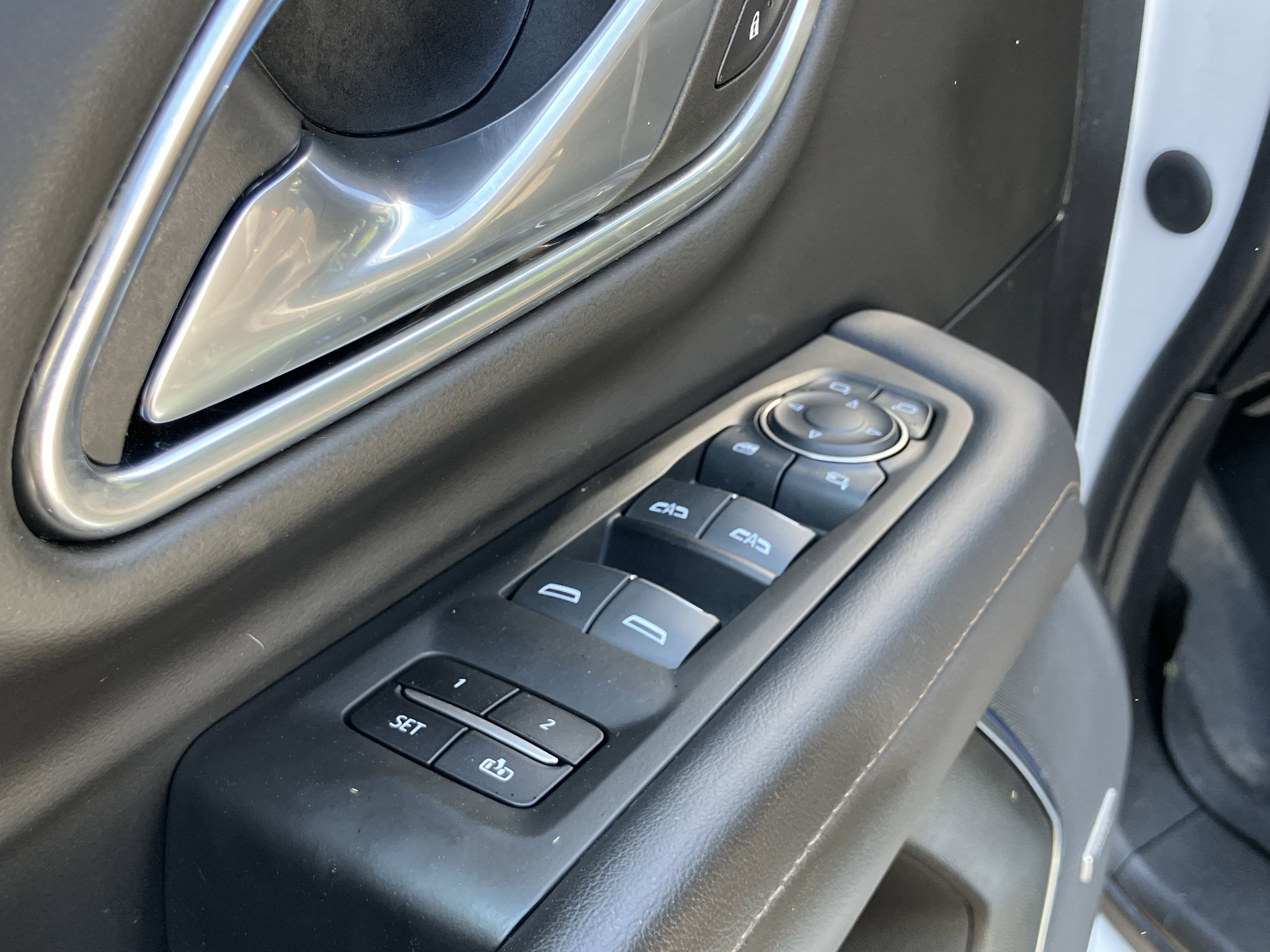 Used 2023 Chevrolet Tahoe High Country w/ Premium Package 2 image 15