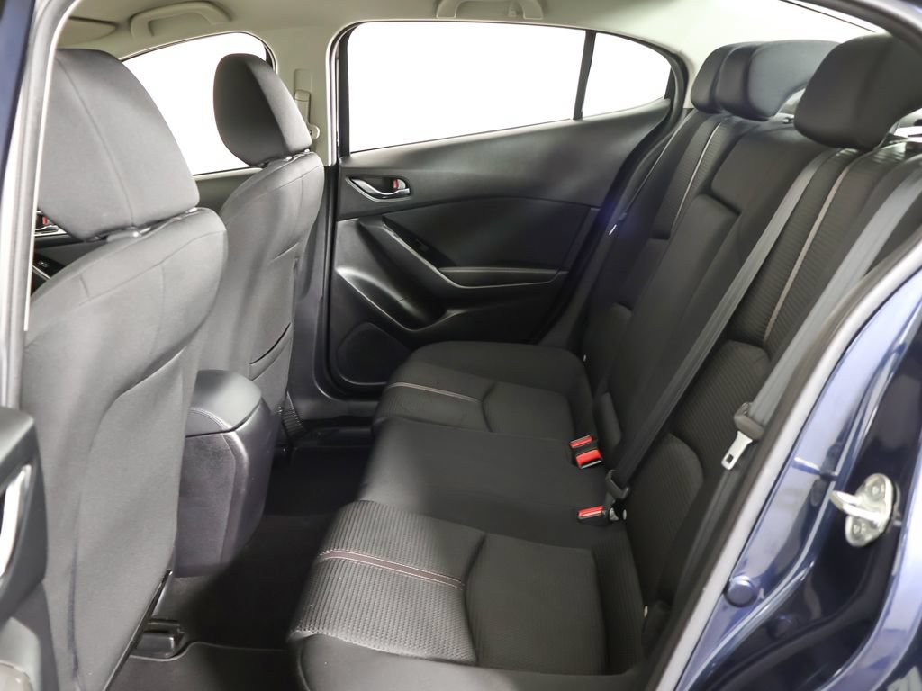 Used 2018 MAZDA MAZDA3 Sport w/ Preferred Equipment Package FWD image 29