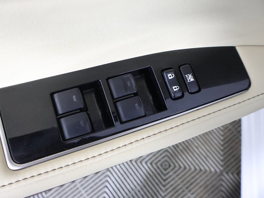 Used 2018 Lexus ES 350 w/ Ultra Luxury Package image 36