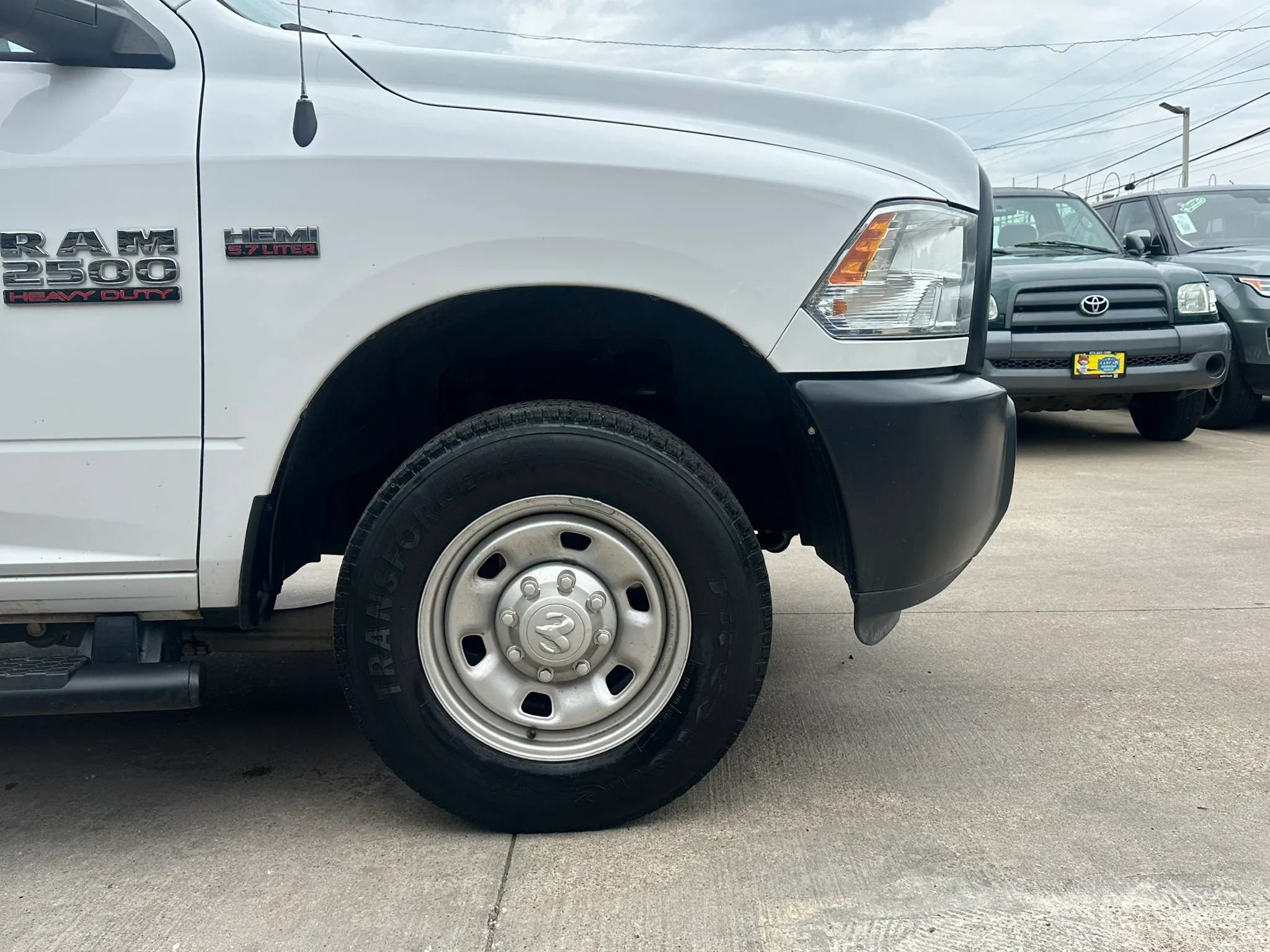 Used 2018 RAM 2500 Tradesman RWD image 11
