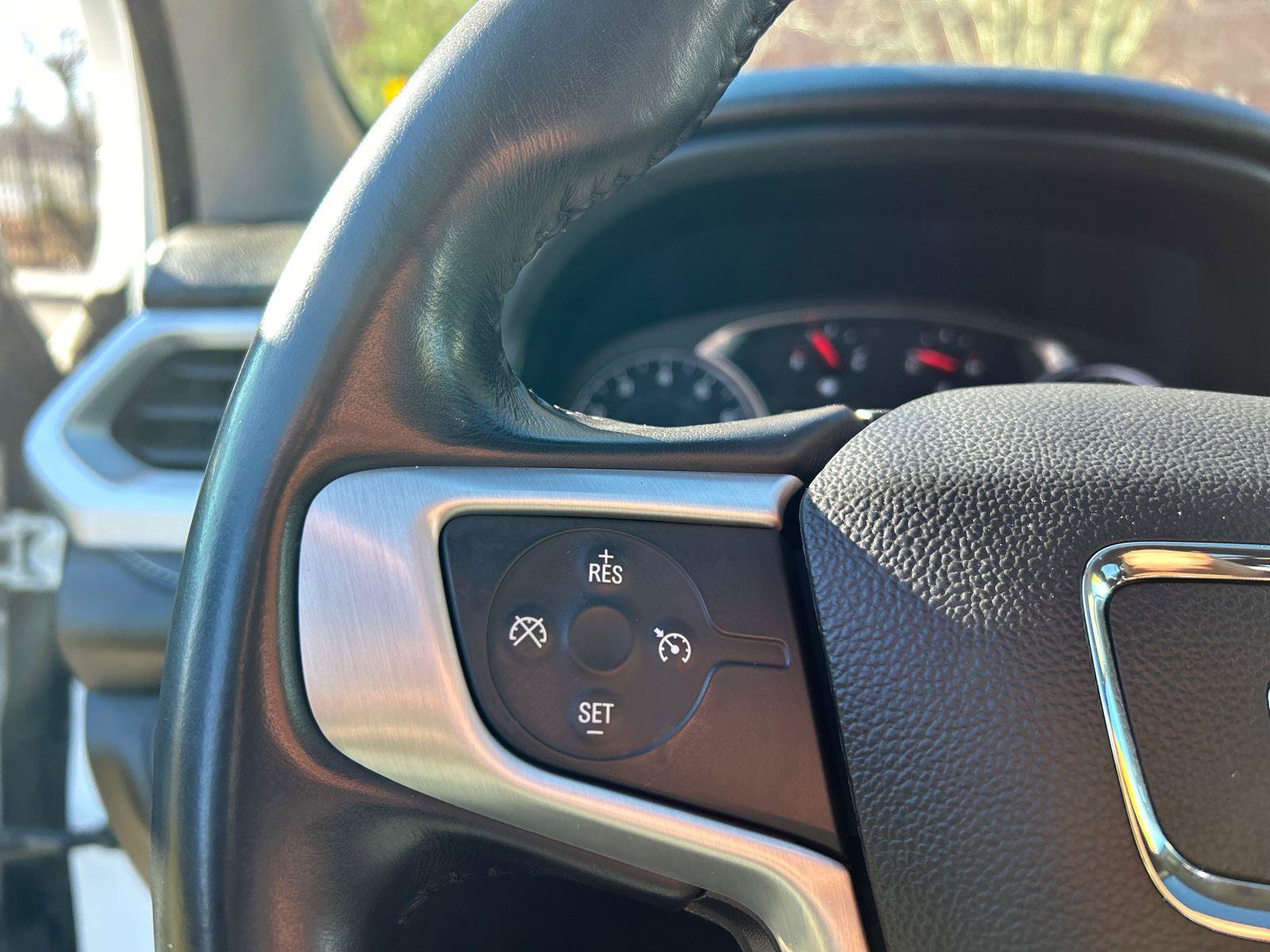 Used 2019 GMC Acadia SLT image 14