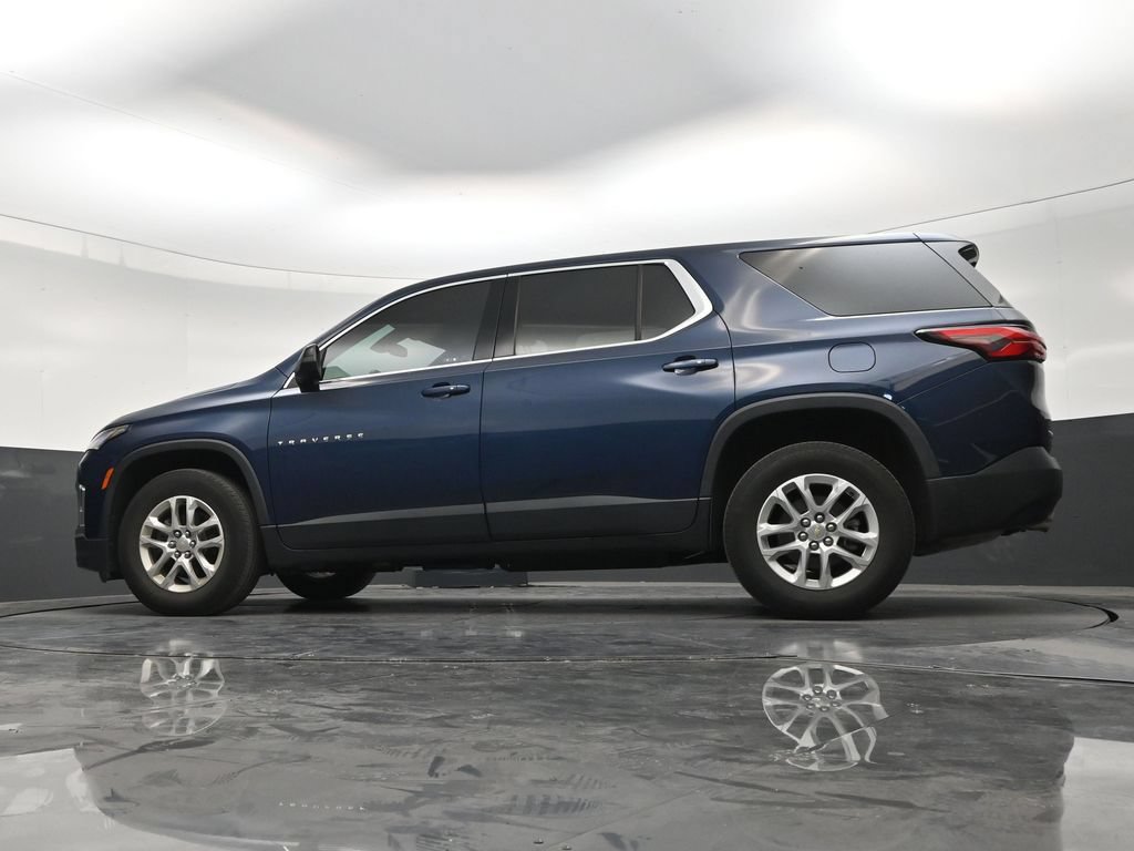 Used 2023 Chevrolet Traverse LS FWD image 20