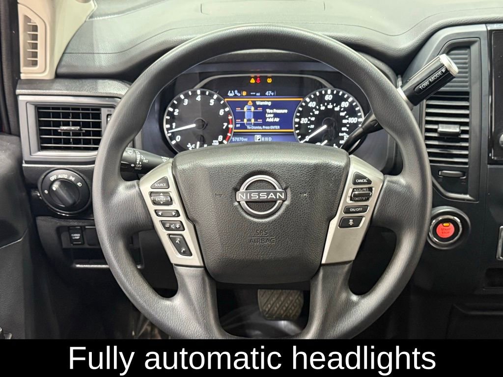 Used 2023 Nissan Titan SV image 8