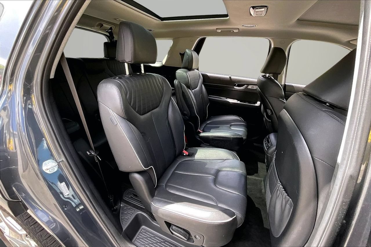 Used 2024 Hyundai Palisade Limited AWD/4WD image 25