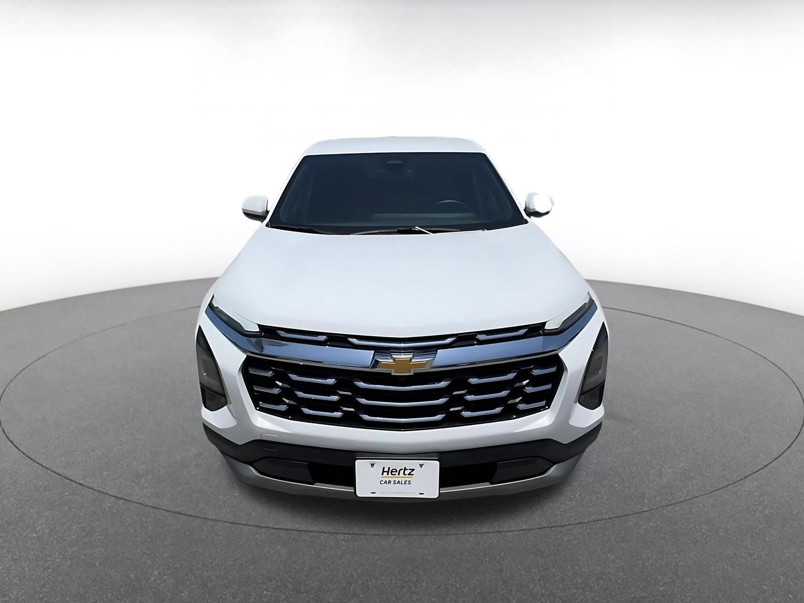 Used 2025 Chevrolet Equinox LT FWD image 4