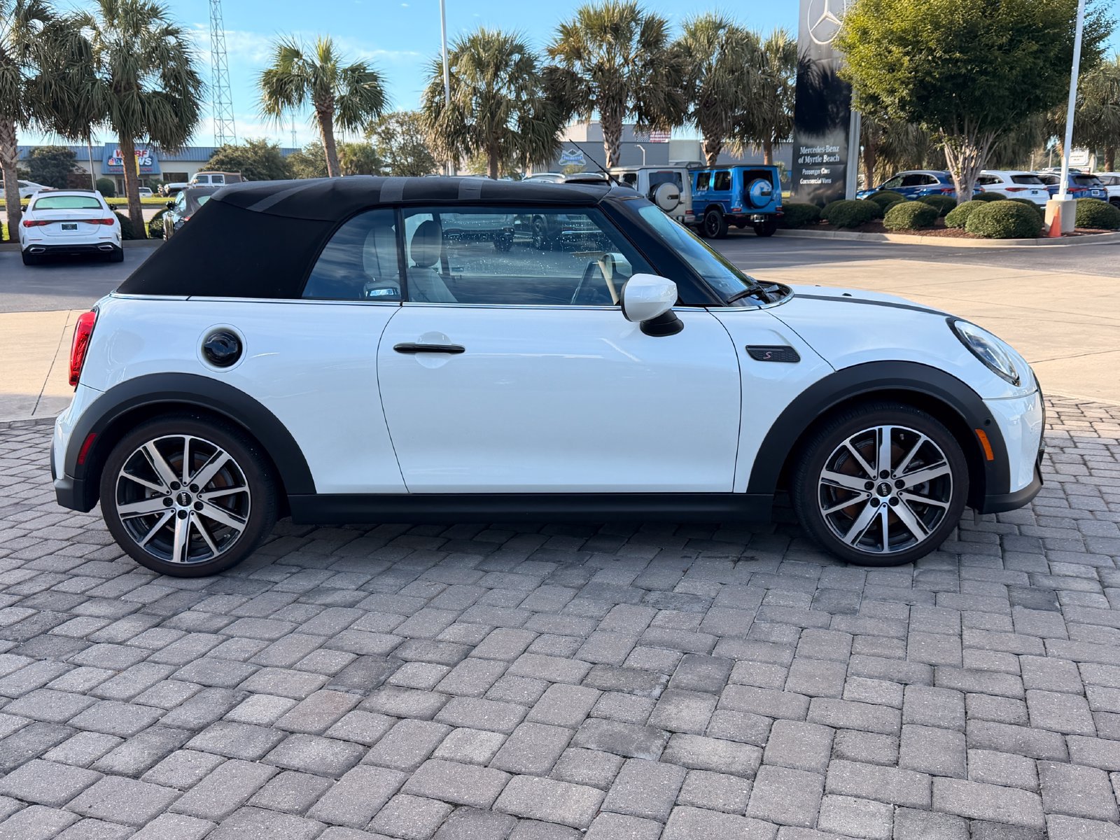 Used 2024 MINI Cooper S FWD image 6