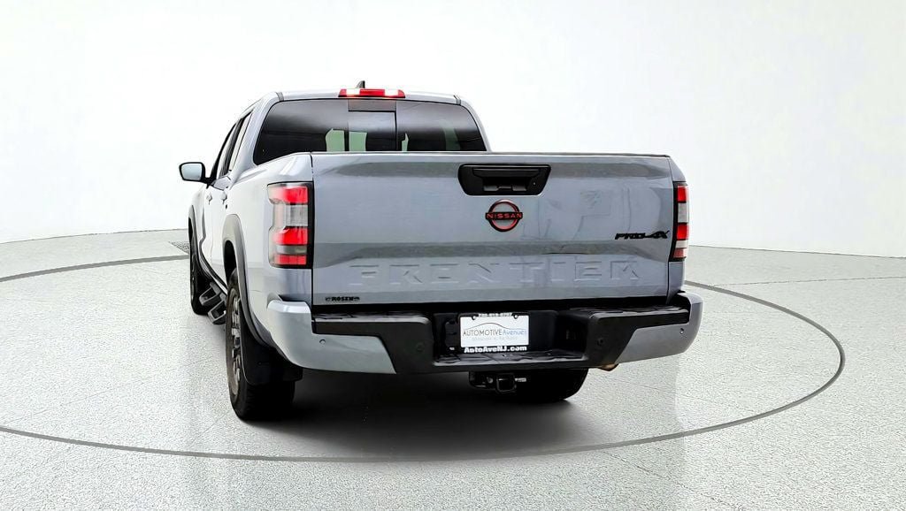 Used 2023 Nissan Frontier PRO-4X w/ Pro Convenience Package AWD/4WD image 6