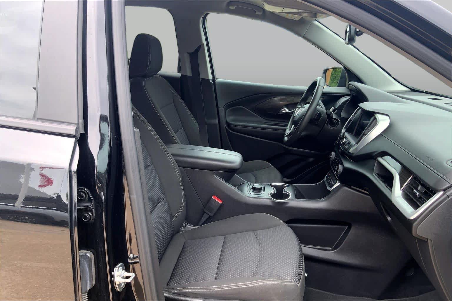 Certified 2024 GMC Terrain SLE AWD/4WD image 9