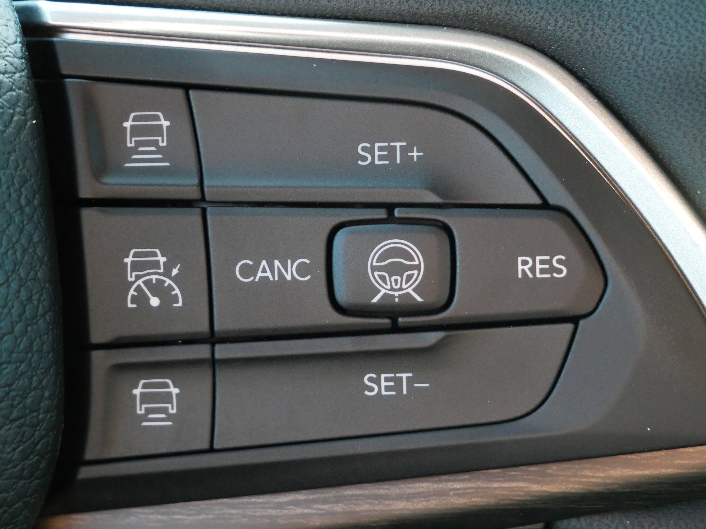 New 2026 Jeep Grand Cherokee Altitude AWD/4WD image 16