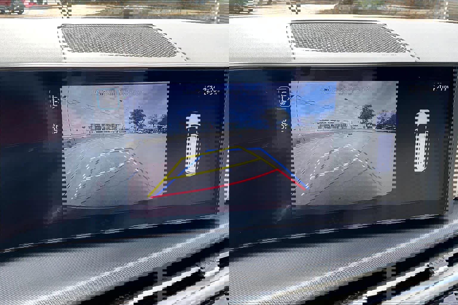 Used 2025 Hyundai Santa Fe SEL image 23