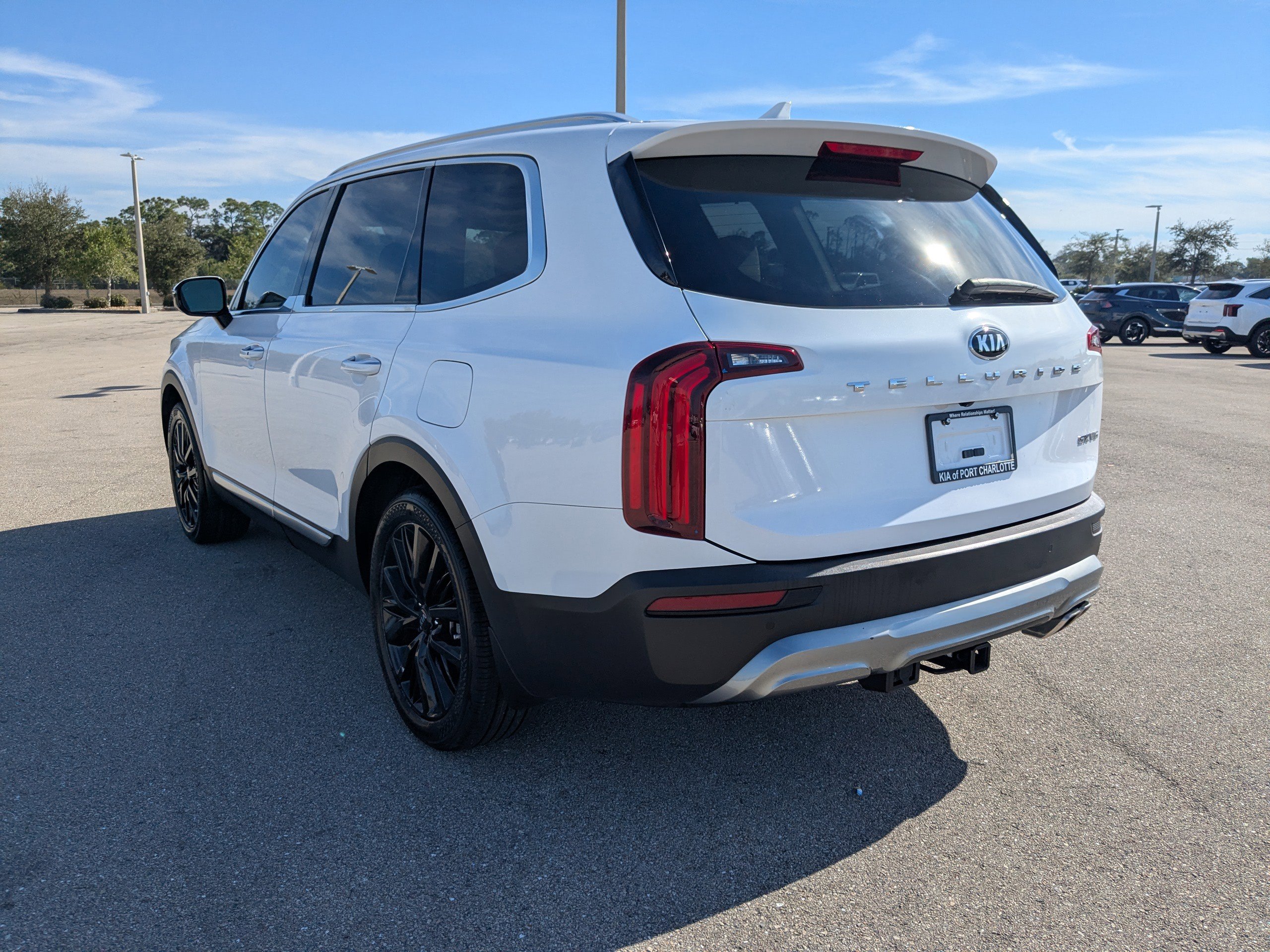 Certified 2021 Kia Telluride SX w/ Towing Package image 7