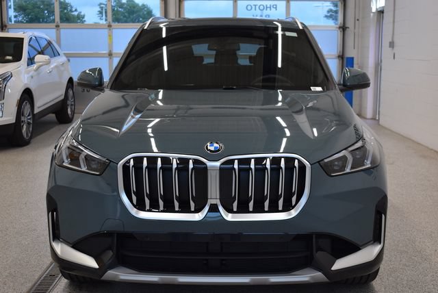 New 2026 BMW X1 xDrive28i AWD/4WD image 3