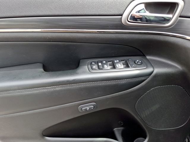 Used 2019 Jeep Grand Cherokee Limited X image 12