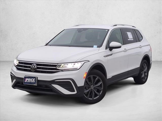 Used 2022 Volkswagen Tiguan SE image 1
