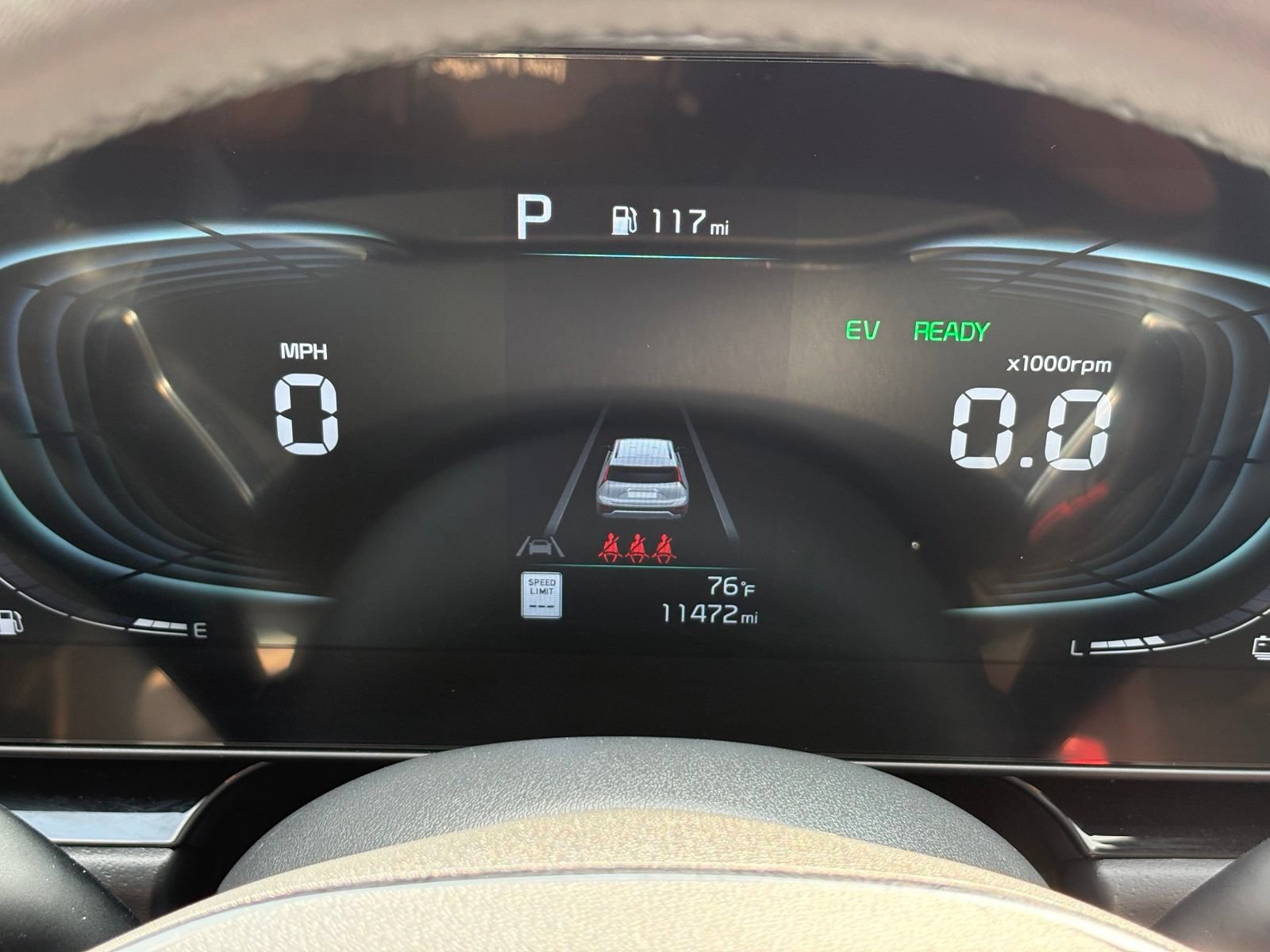 Used 2025 Kia Niro EX FWD image 14