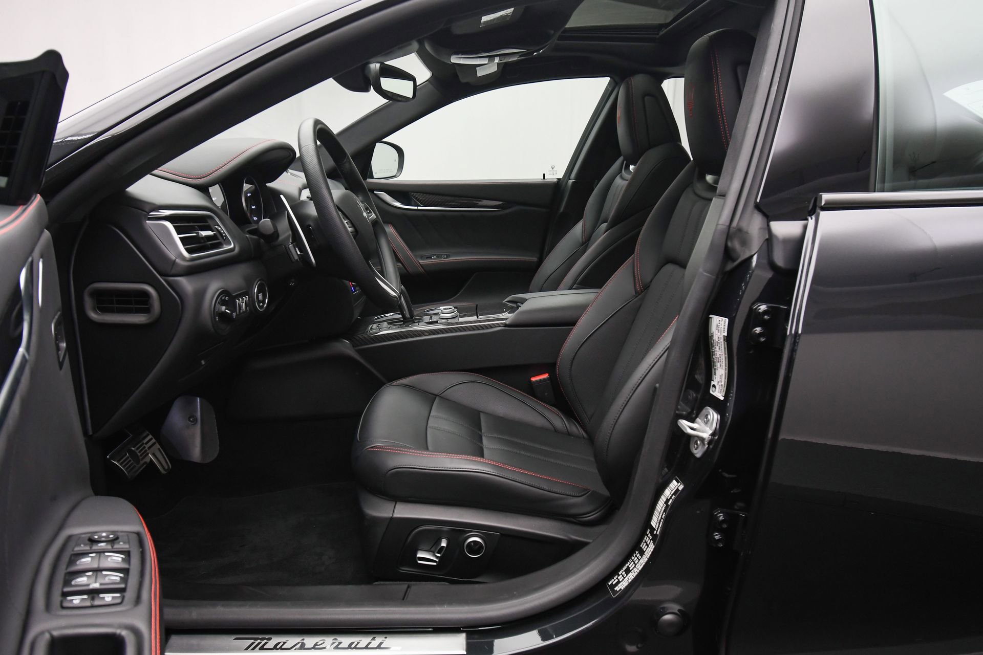 New 2024 Maserati Ghibli Modena Ultima Q4 image 19
