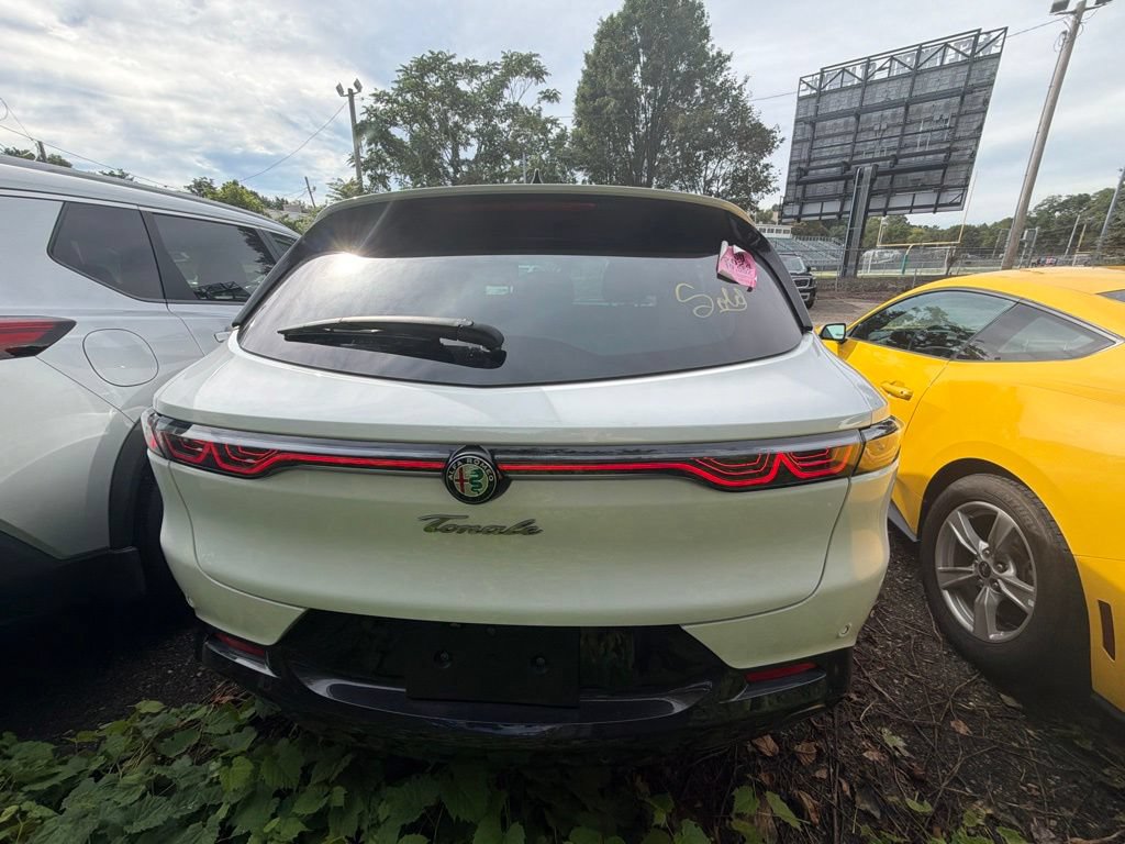 Used 2024 Alfa Romeo Tonale Veloce AWD/4WD image 7