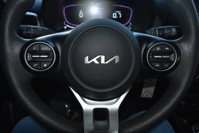 Used 2023 Kia Soul LX image 18