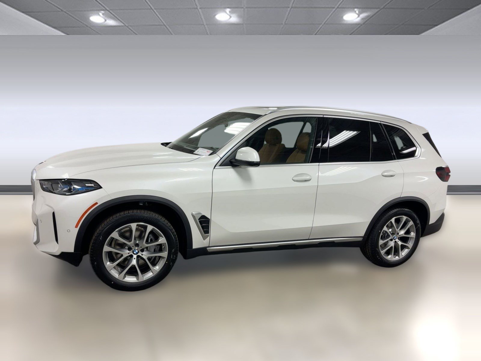 New 2026 BMW X5 sDrive40i w/ Premium Package RWD image 2