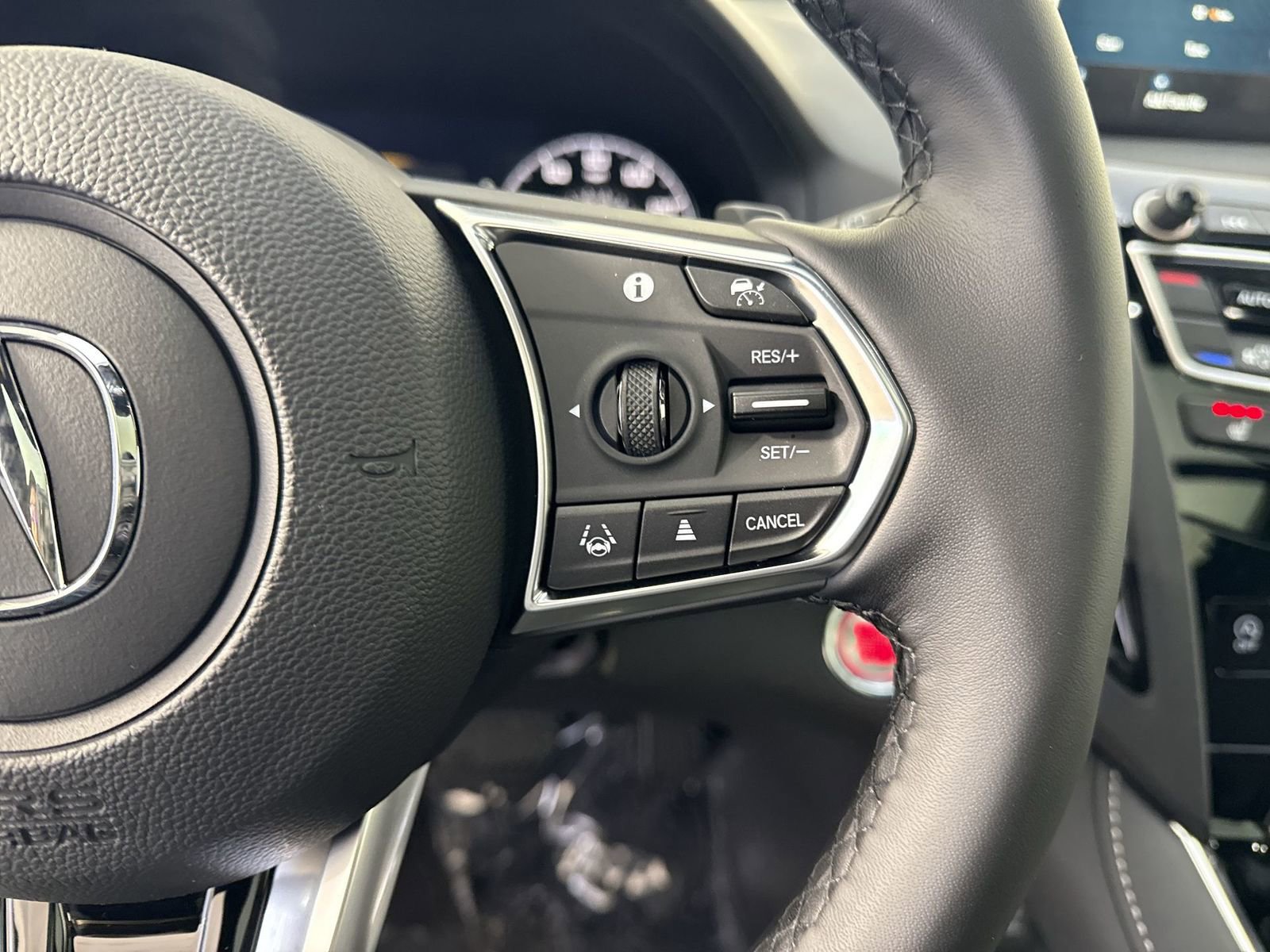 New 2026 Acura RDX SH-AWD image 12