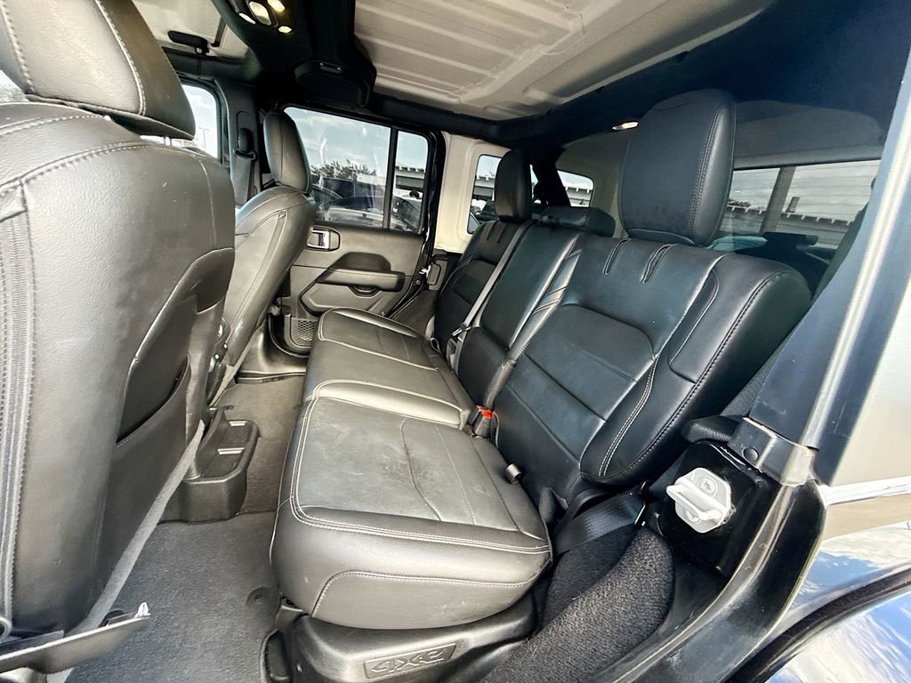 Used 2021 Jeep Wrangler Unlimited Sahara image 24